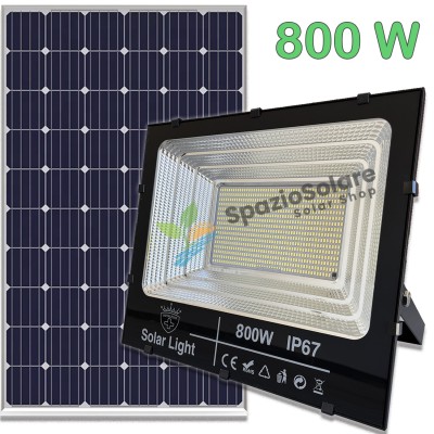 Faro 800w con pannello solare